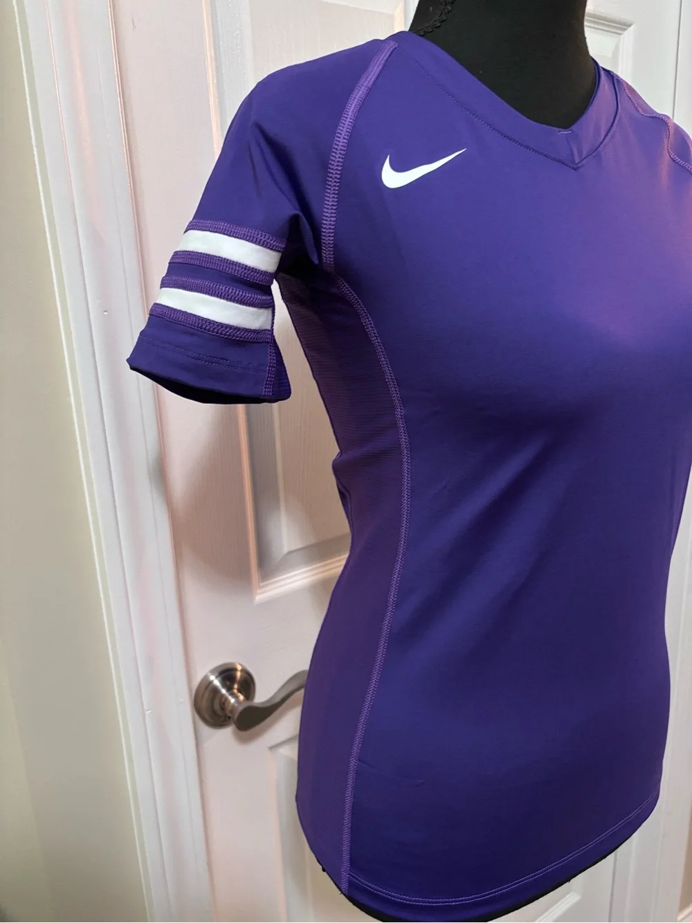 Nike Women’s Purple Short-Sleeve Volleyball Jersey